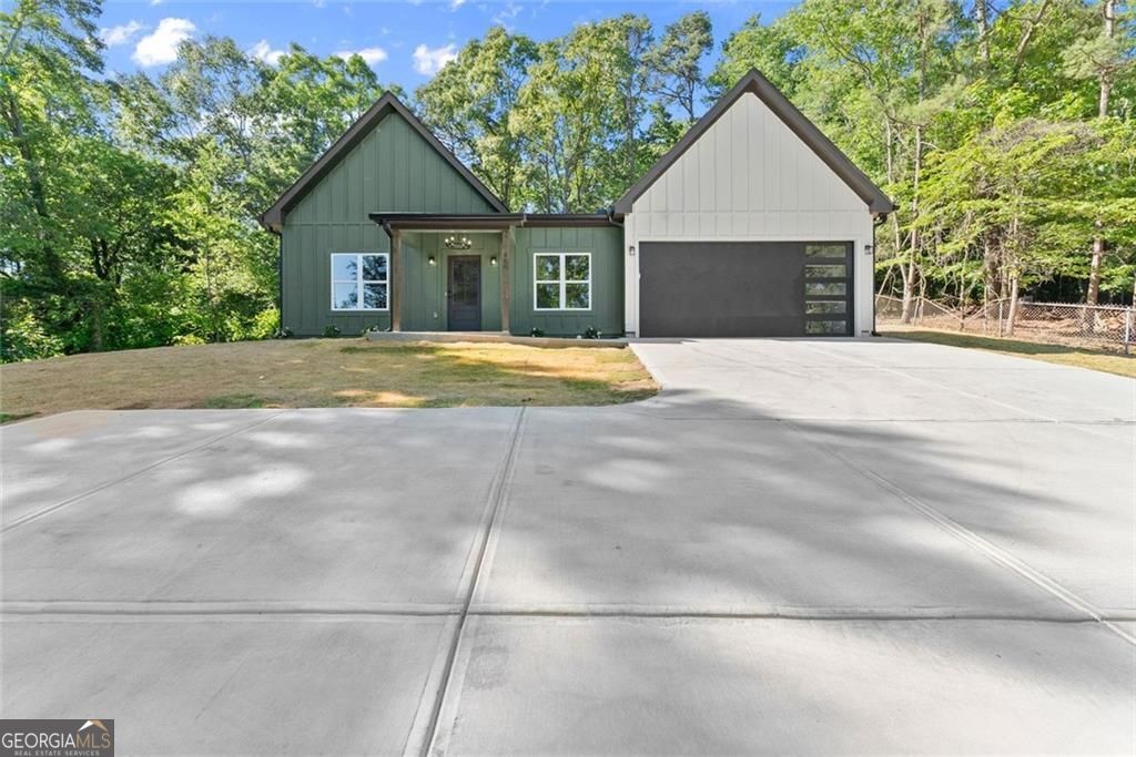 384 Oakland DR