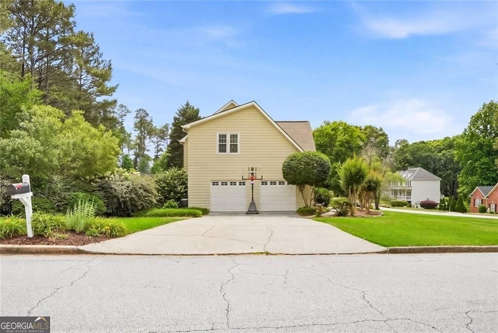 1140 Pebble Bend DR