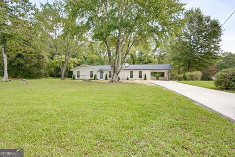 Photo of 546 Fieldwood Drive NW, Adairsville, GA 30103 (MLS # 10826152)