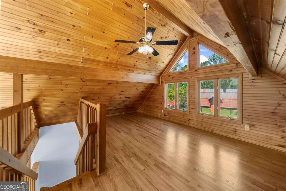 Lake Lanier w/ Acreage + Dock - Residential