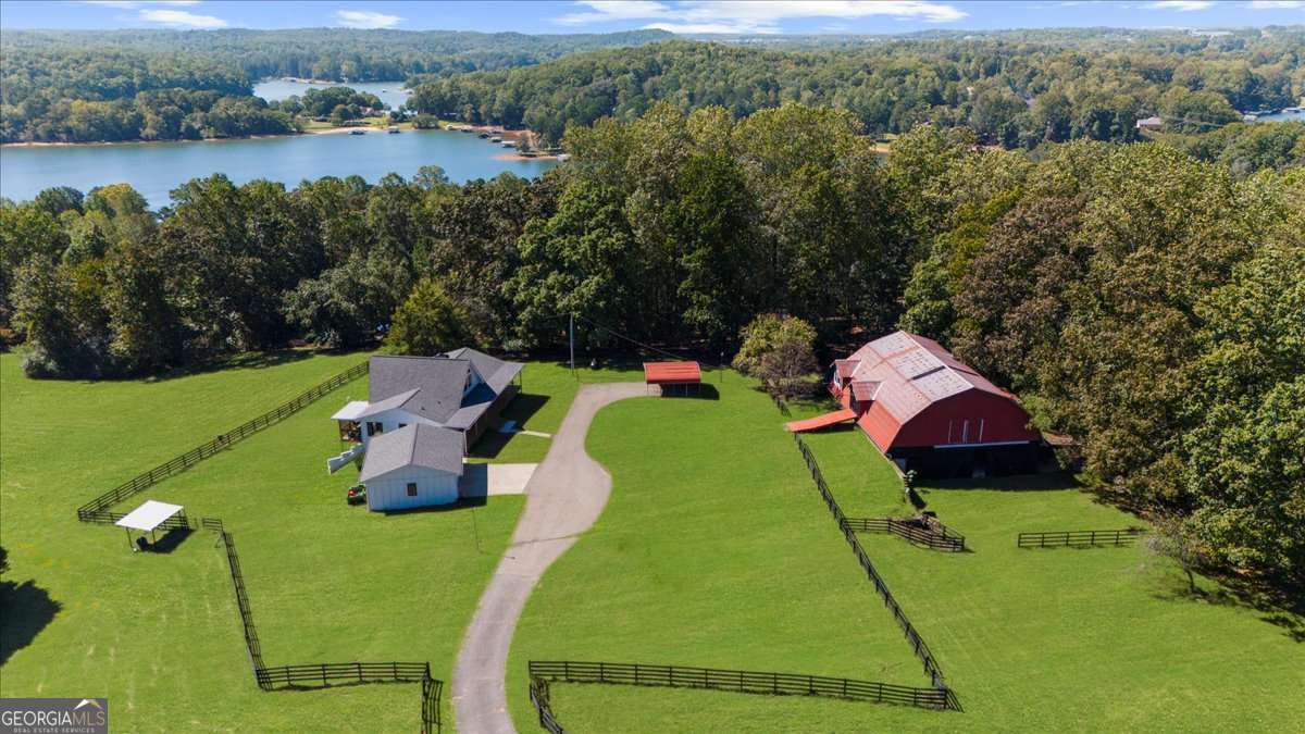 Lake Lanier w/ Acreage + Dock - Residential
