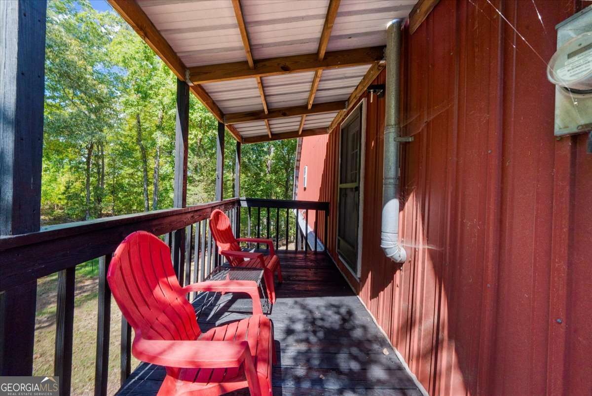 Lake Lanier w/ Acreage + Dock - Residential