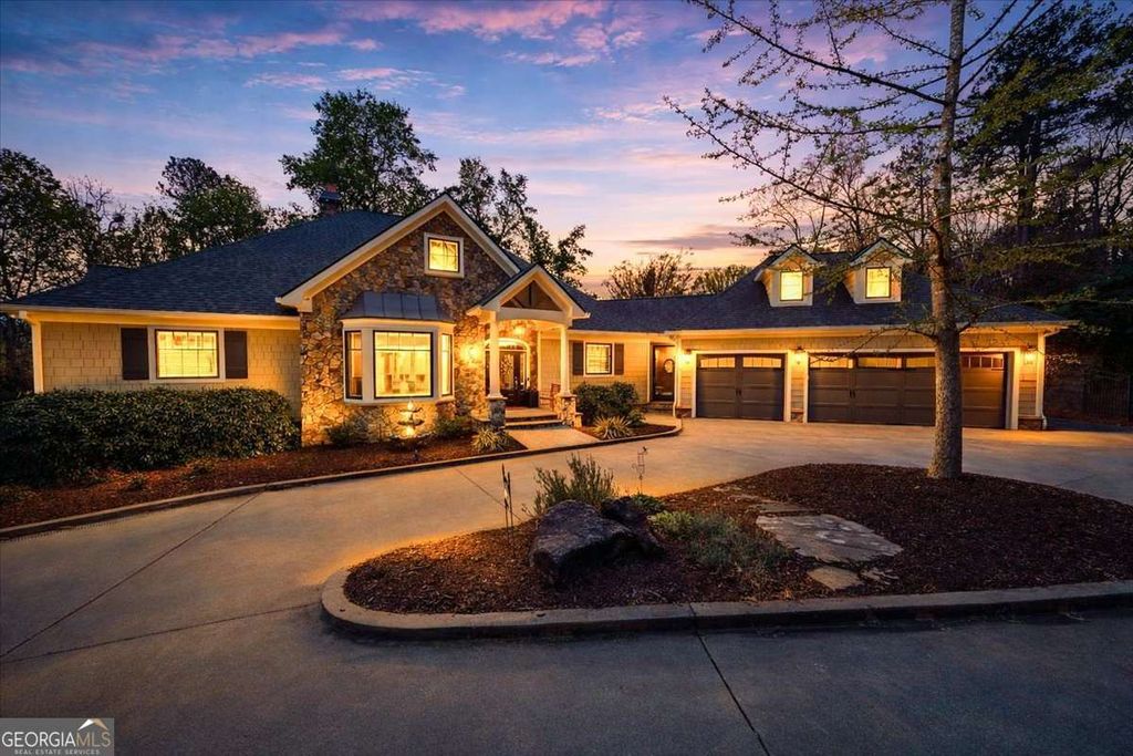 Photo of 4833 Propes Drive, Oakwood, GA 30566 (MLS # 10724269)