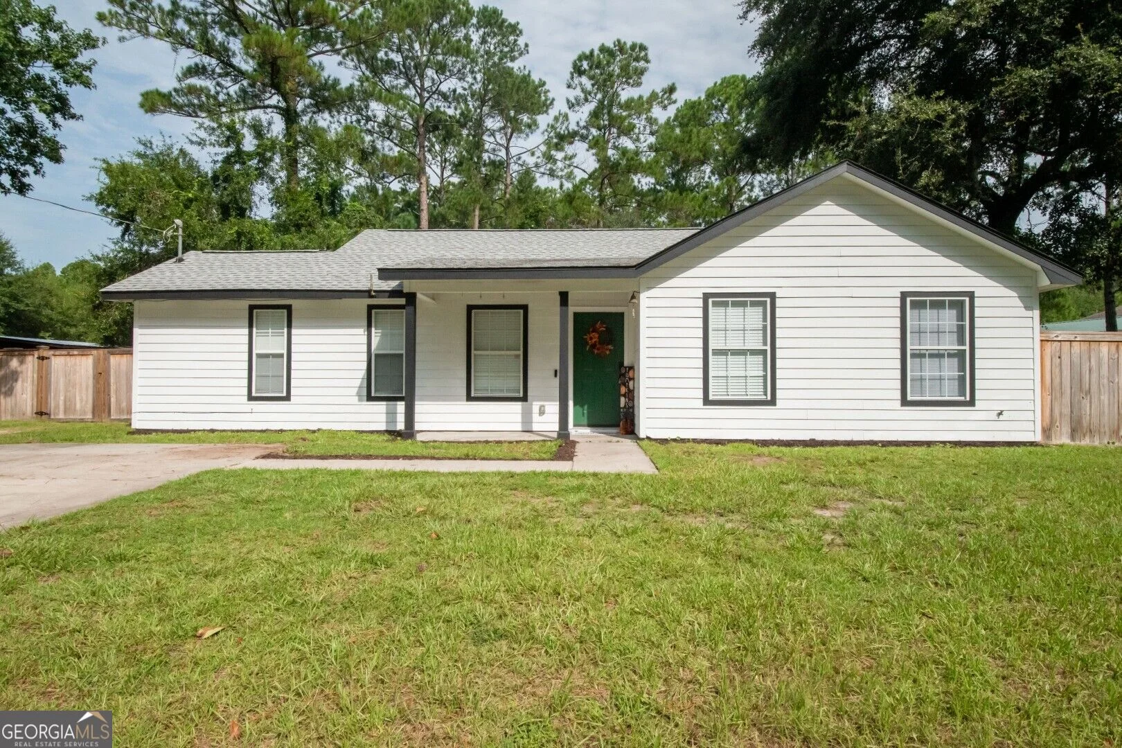 300 Village Drive, Woodbine, GA, 31569