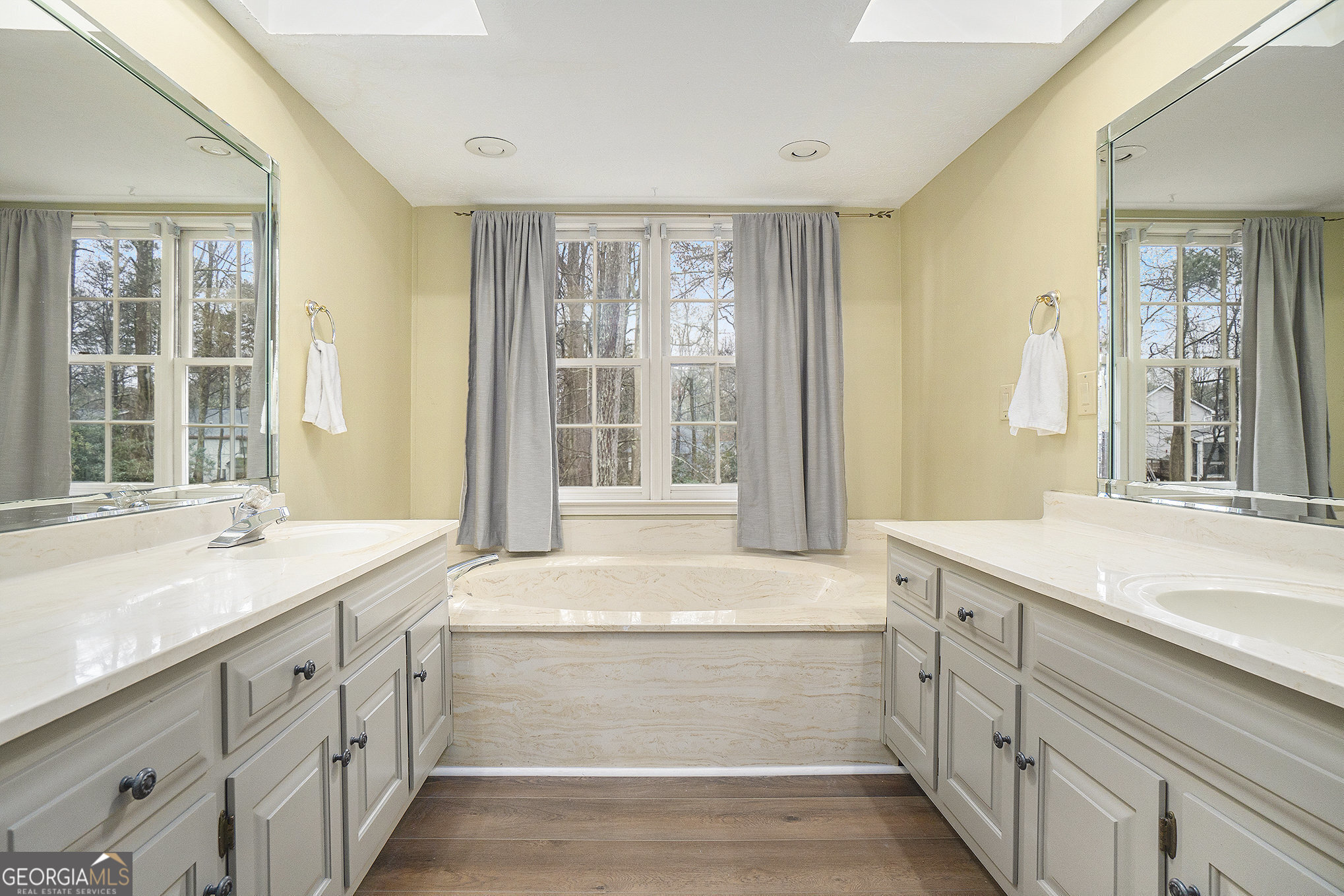 Lees Crossing - Residential