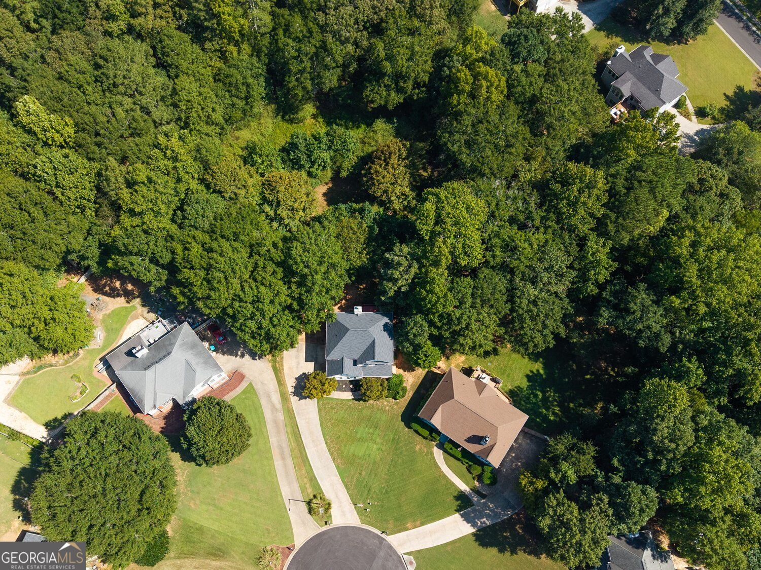 211 Sweetbriar LN
