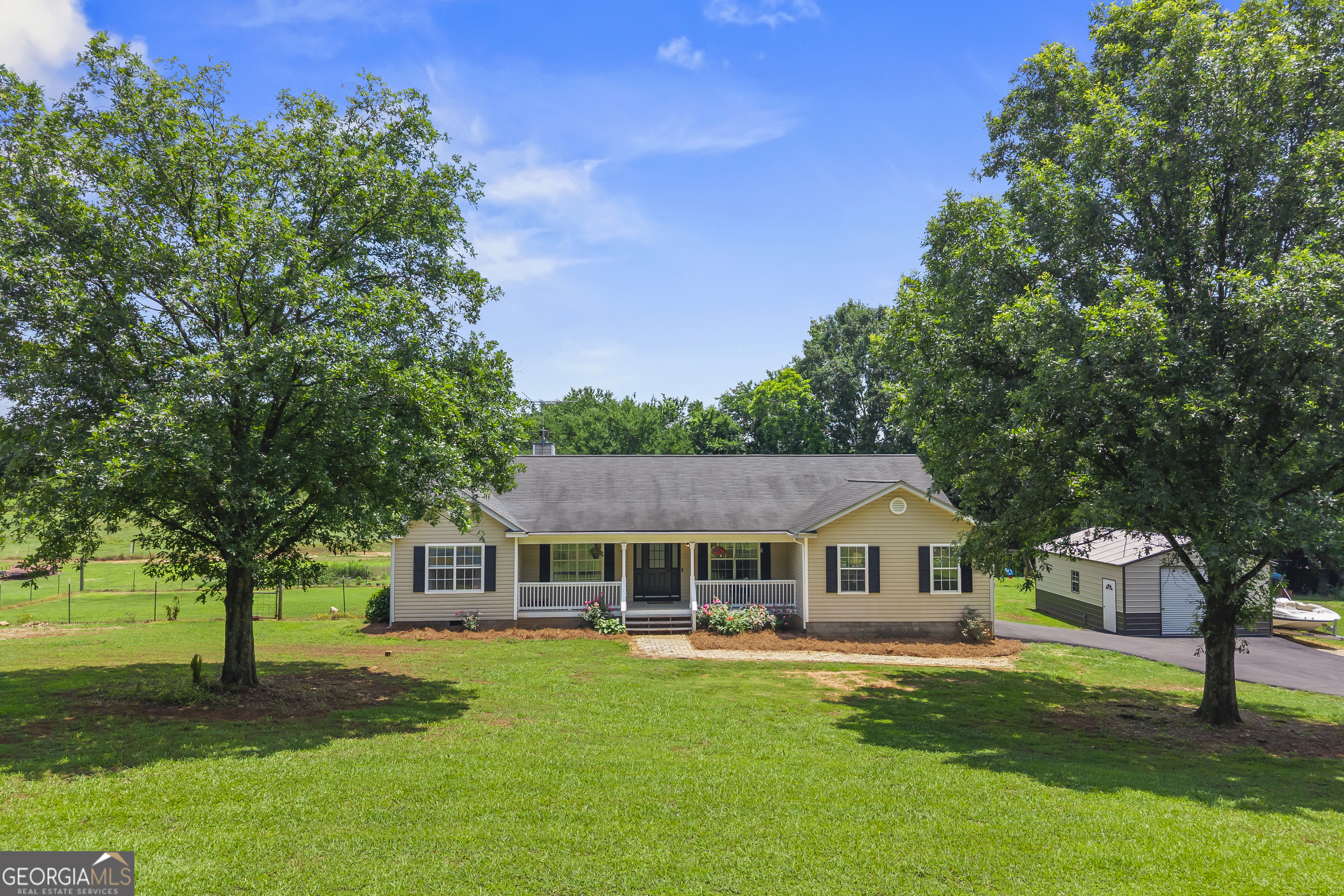 1649 Brays Lake RD