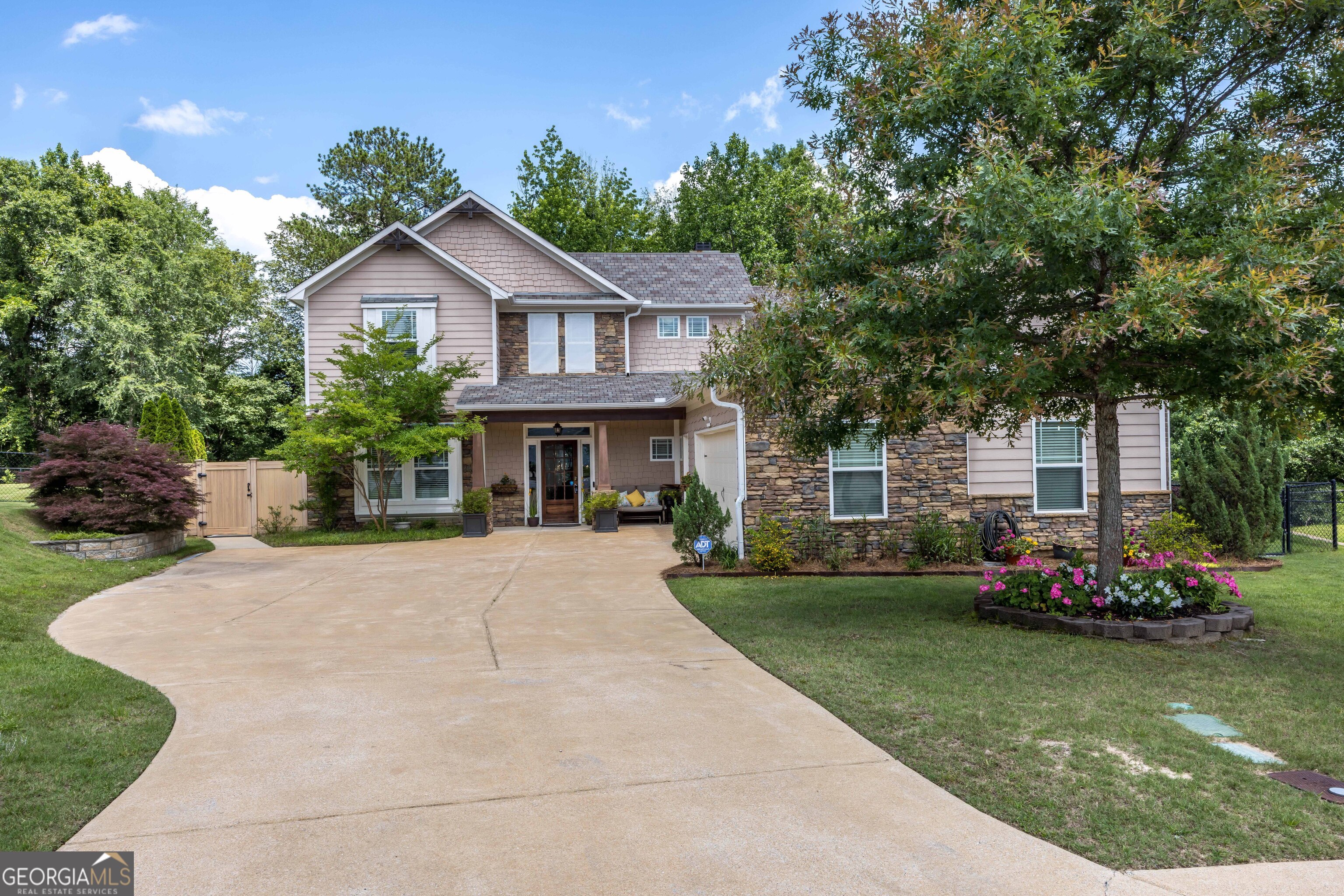 7092 Tavistock CT