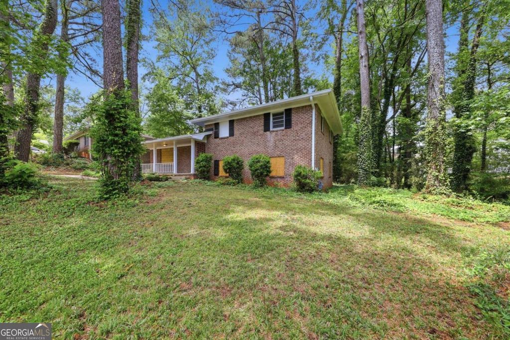 Photo of 1779 Gretna Green Way, Decatur, GA 30035 (MLS # 10757741)