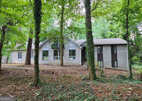 Photo of 3000 Collier Drive NW, Atlanta, GA 30318 (MLS # 10808144)