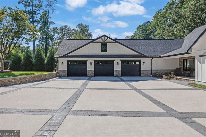 3275 Lanier Beach South RD