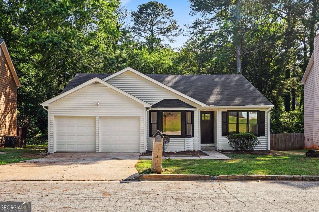 Photo of 4795 Wyndam Drive, Stone Mountain, GA 30088 (MLS # 10765939)