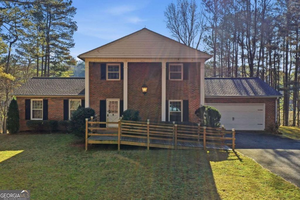 Photo of 310 Comet Lane, Jasper, GA 30143 (MLS # 10654392)