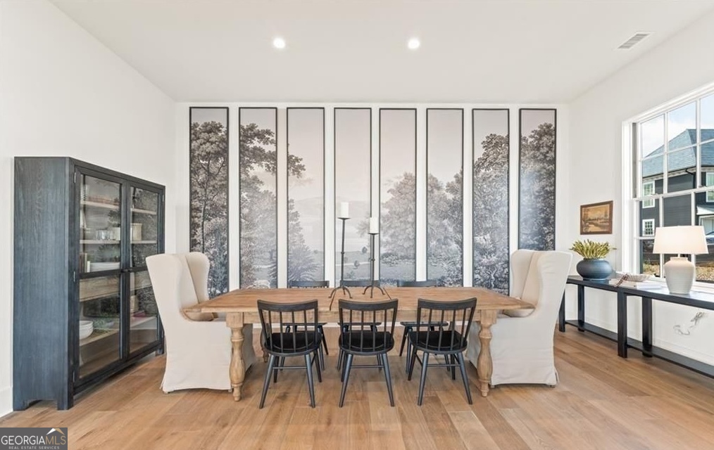 220 Guild LN