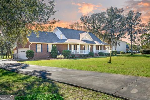 A home in Blackshear