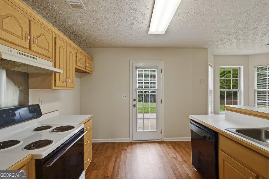 Photo of 30 Hunters Trace, Covington, GA 30014 (MLS # 10782950)