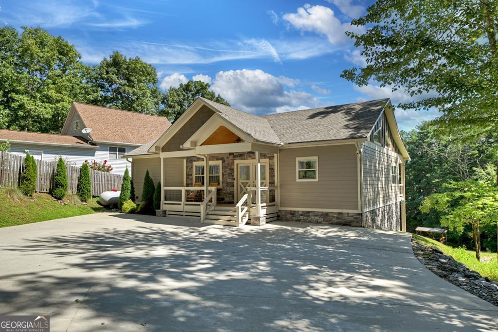 210 Twinbrook DR