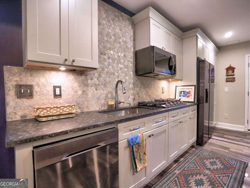 Rivermont - Residential