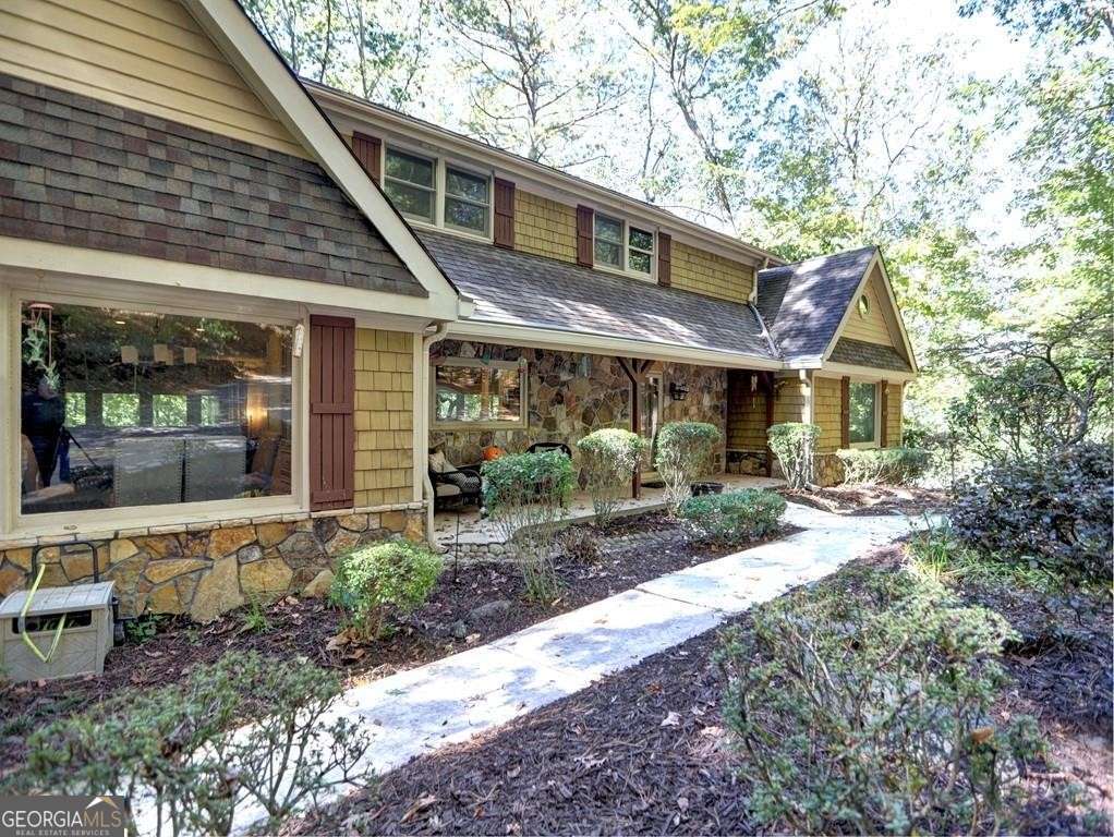 240 Fairway Ridge DR