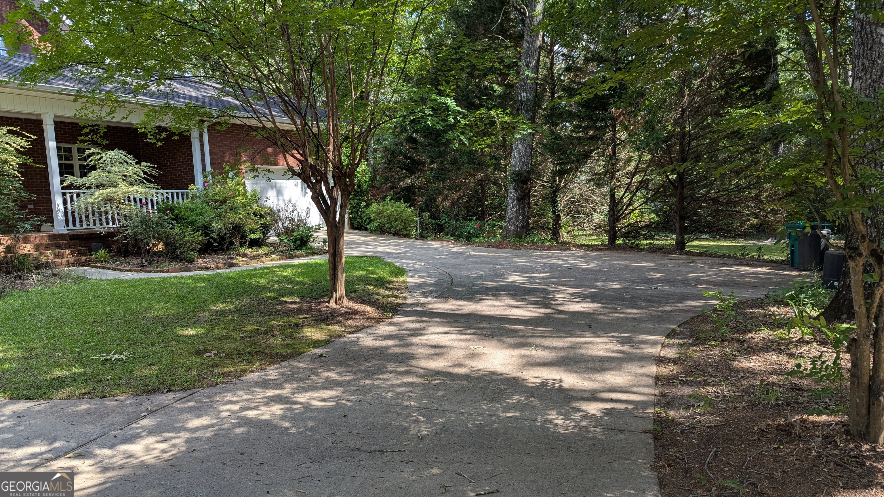 107 Whitney CT