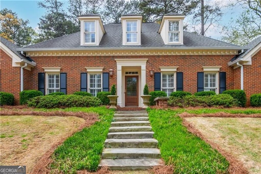 Photo of 720 Denards Mill SE, Marietta, GA 30067 (MLS # 10719416)