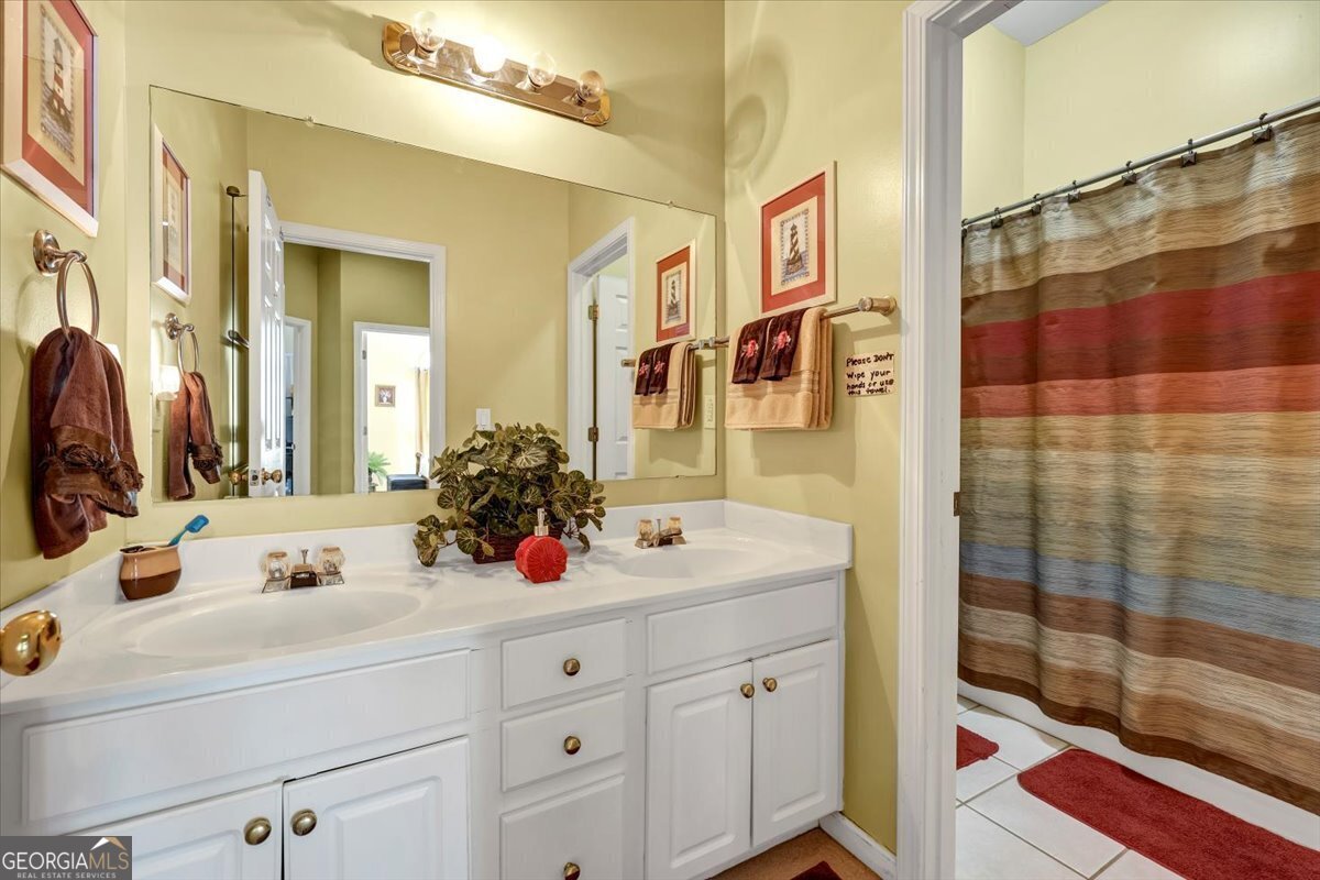 Mirror Lake - Residential