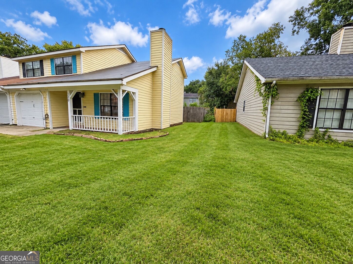 130 Holland Park CIR