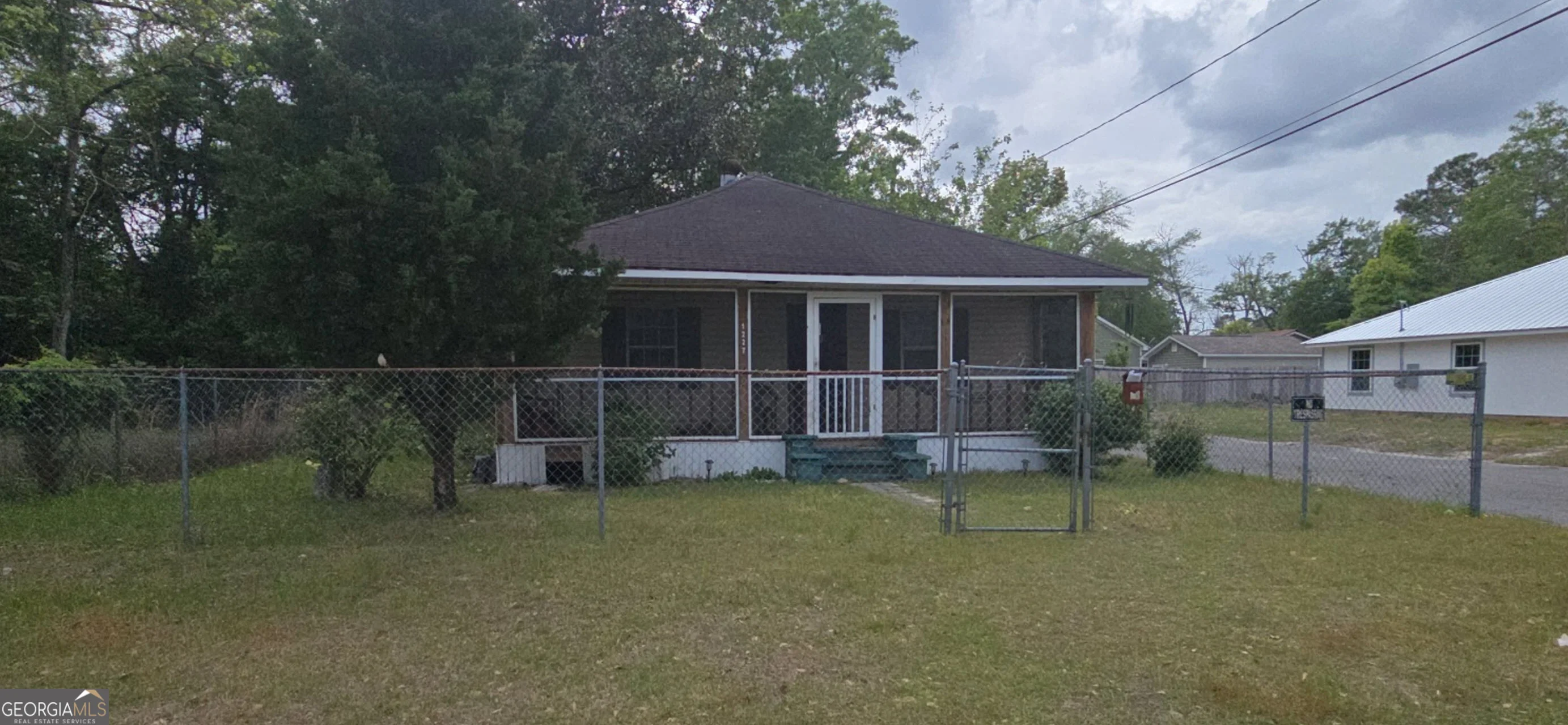 1227 Martin Luther King Drive