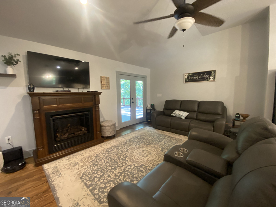109 Windsong WAY