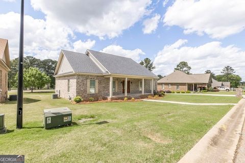 A home in Hawkinsville