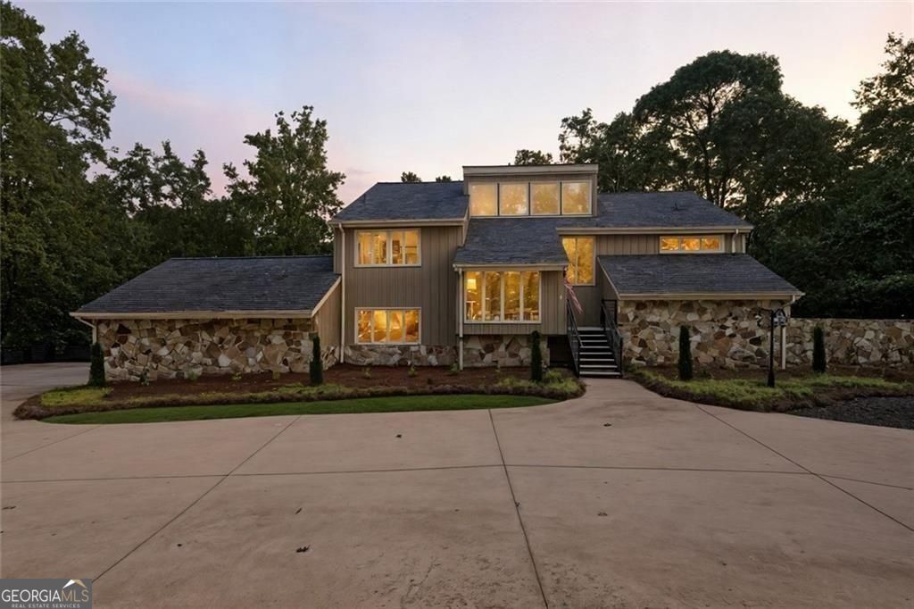 3680 Lamplighter Cove RD