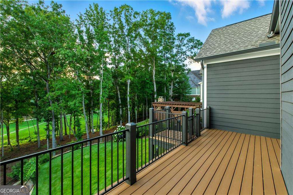 9 Fieldstone CT E