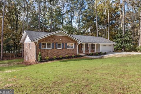 3849 Cardinal DR Tucker GA 30084