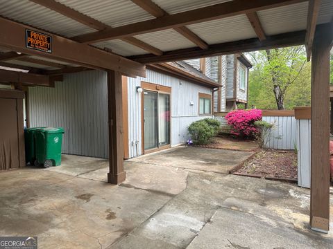 A home in Lithonia