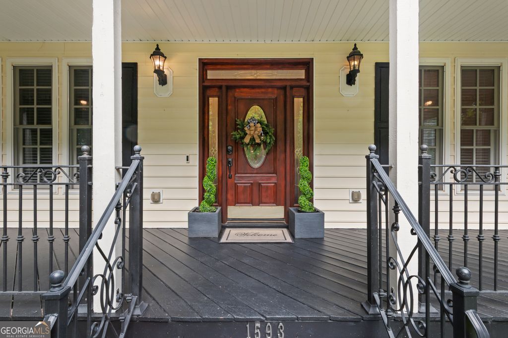 Photo of 1593 Walkway Court SW, Lilburn, GA 30047 (MLS # 10774811)
