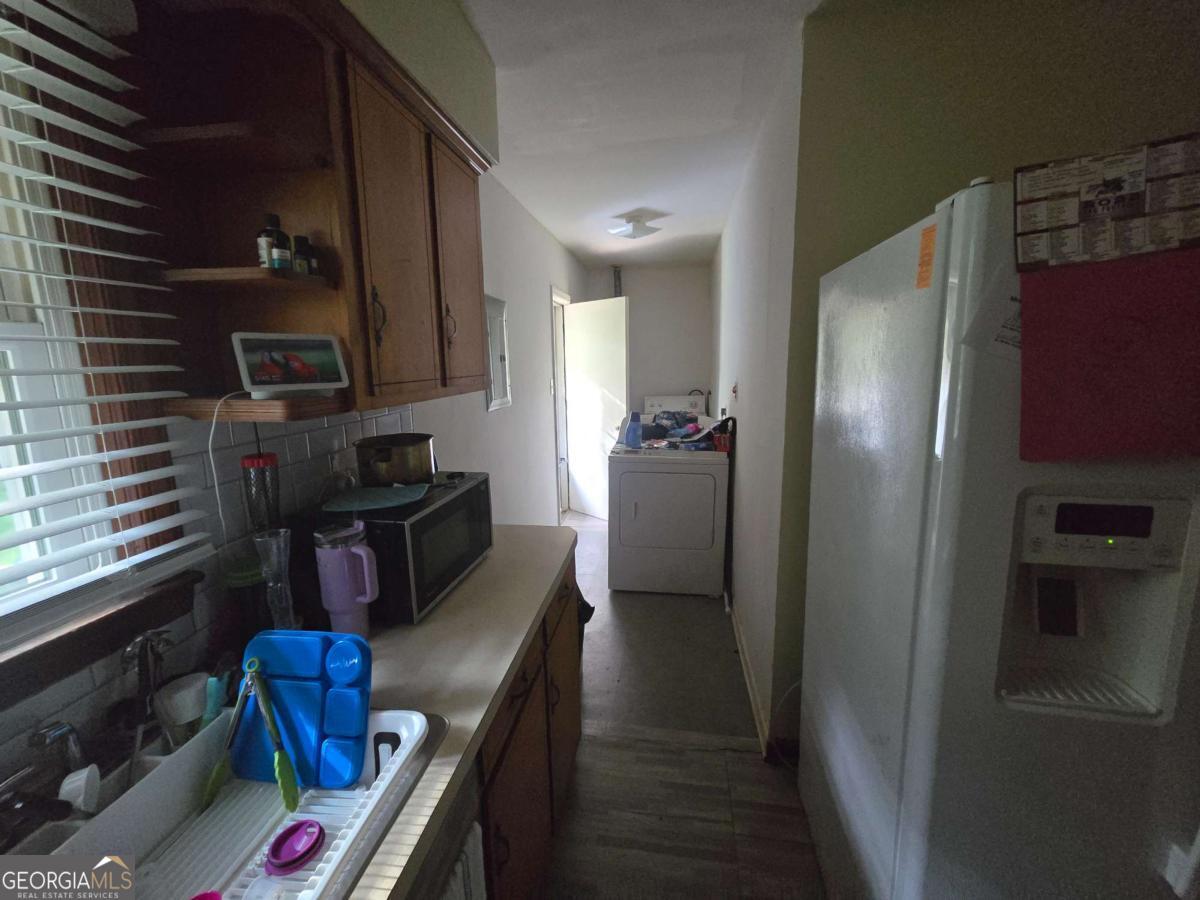 261 Robert E Lee DR