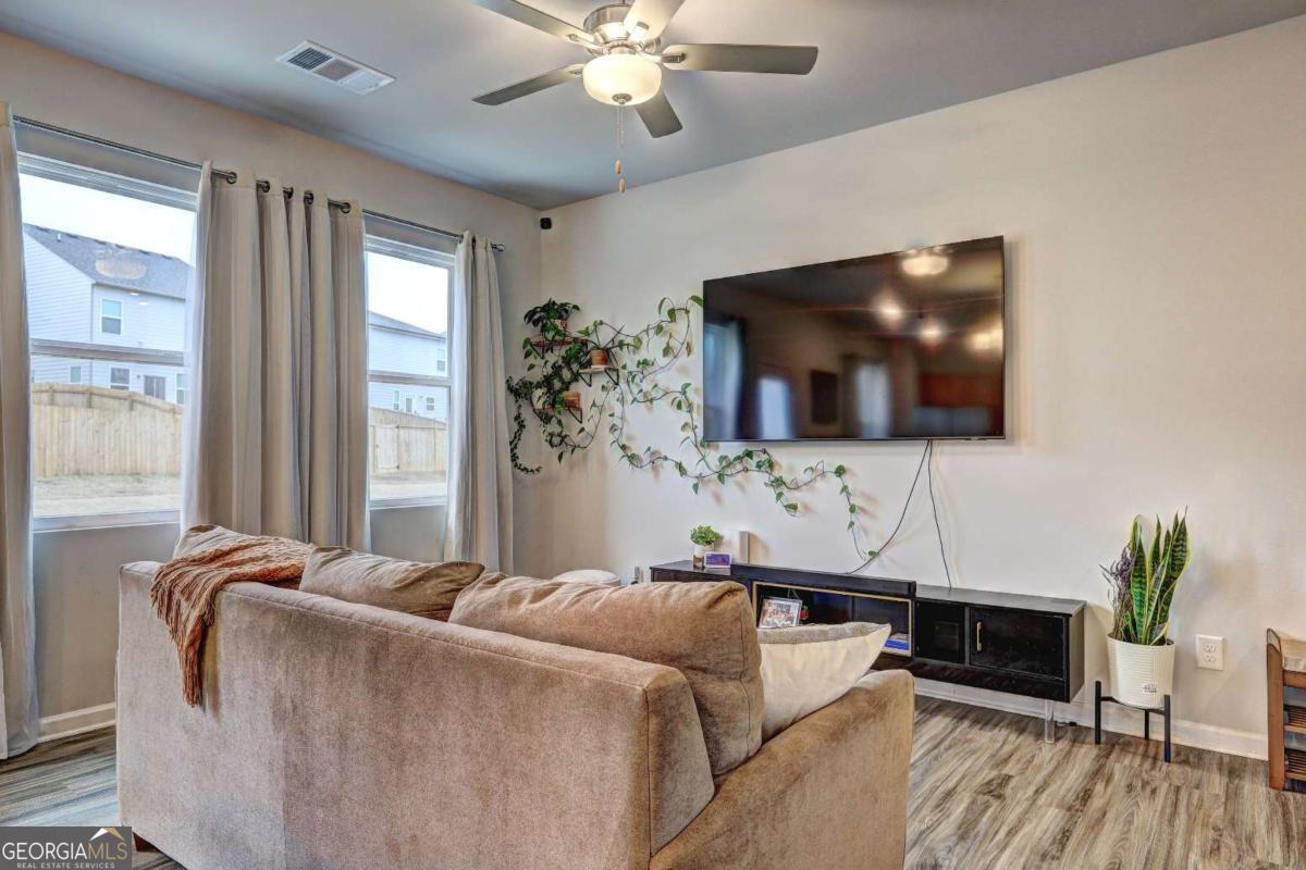 4780 Ridge Valley DR