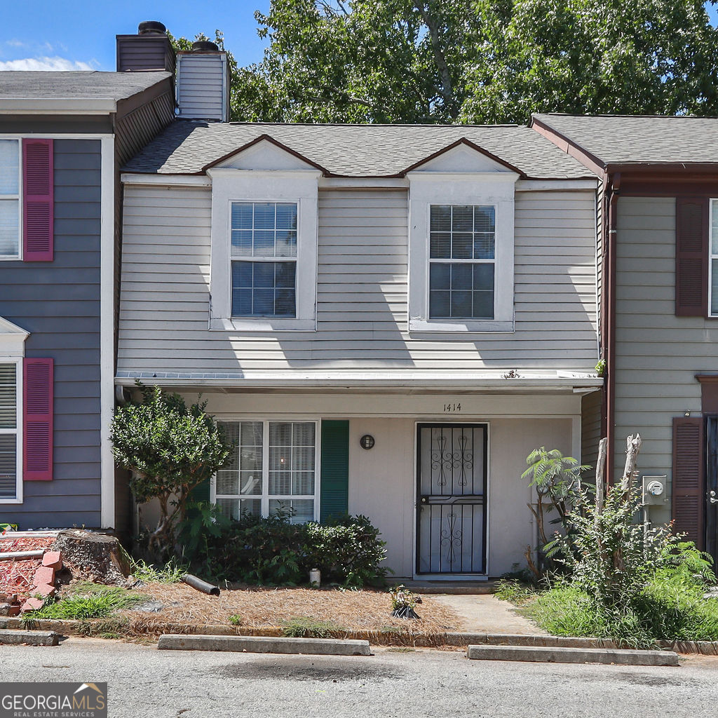 This 2BR/2.5BA townhome with no HOA is a great opportunity for both homeowners and investors. Major updates include a brand-new roof and an HVAC system just 4 years old, offering peace of mind while leaving room to add your own finishing touches. Conveniently located near Highway 78, I-285, Stone Mountain Park, Emory, CDC, Mercer, GSU Clarkston, and downtown Decatur, this home provides unbeatable access to schools, shopping, dining, and recreation. With its prime location and rental potential, this is a rare opportunity you don't want to miss!