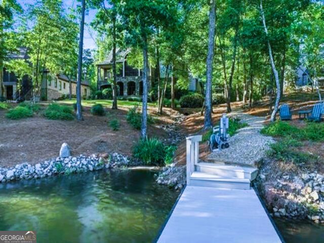 1000 Brickyard LN