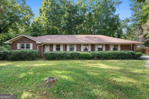 200 North DR Hampton GA 30228