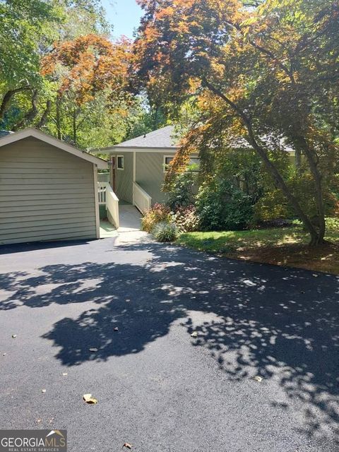 893 Old 441 S Clayton GA 30525