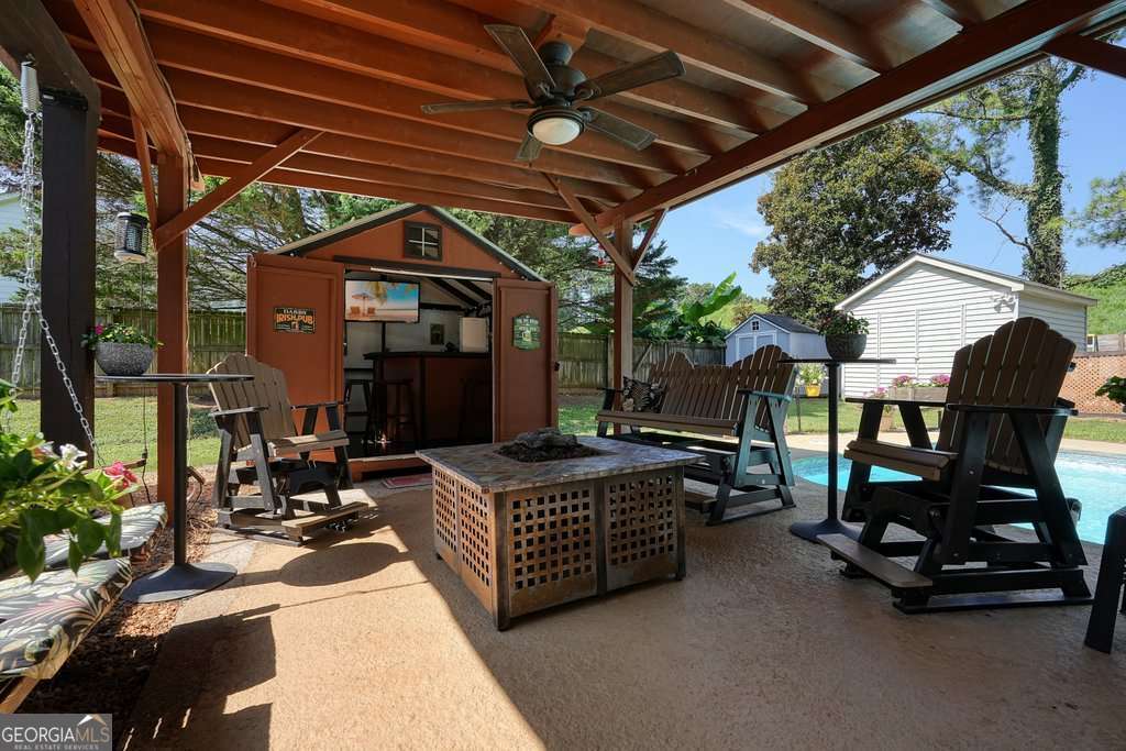 912 River Rock DR