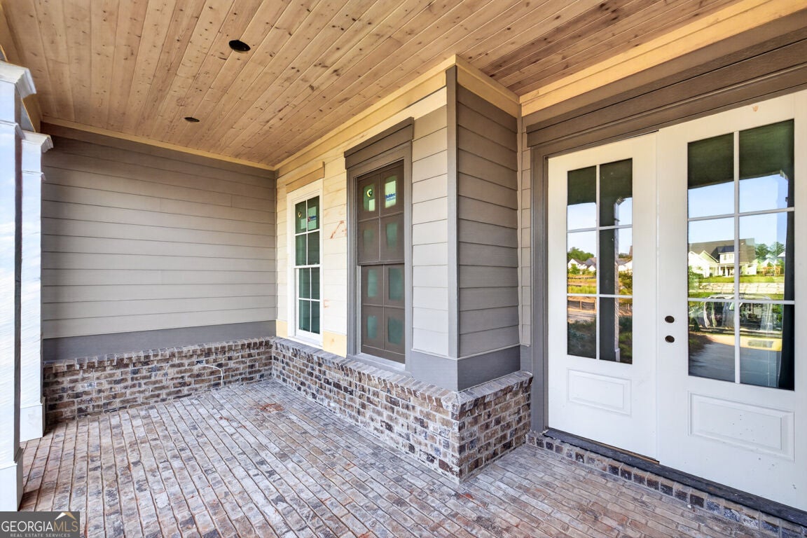 321 Lake Vista DR