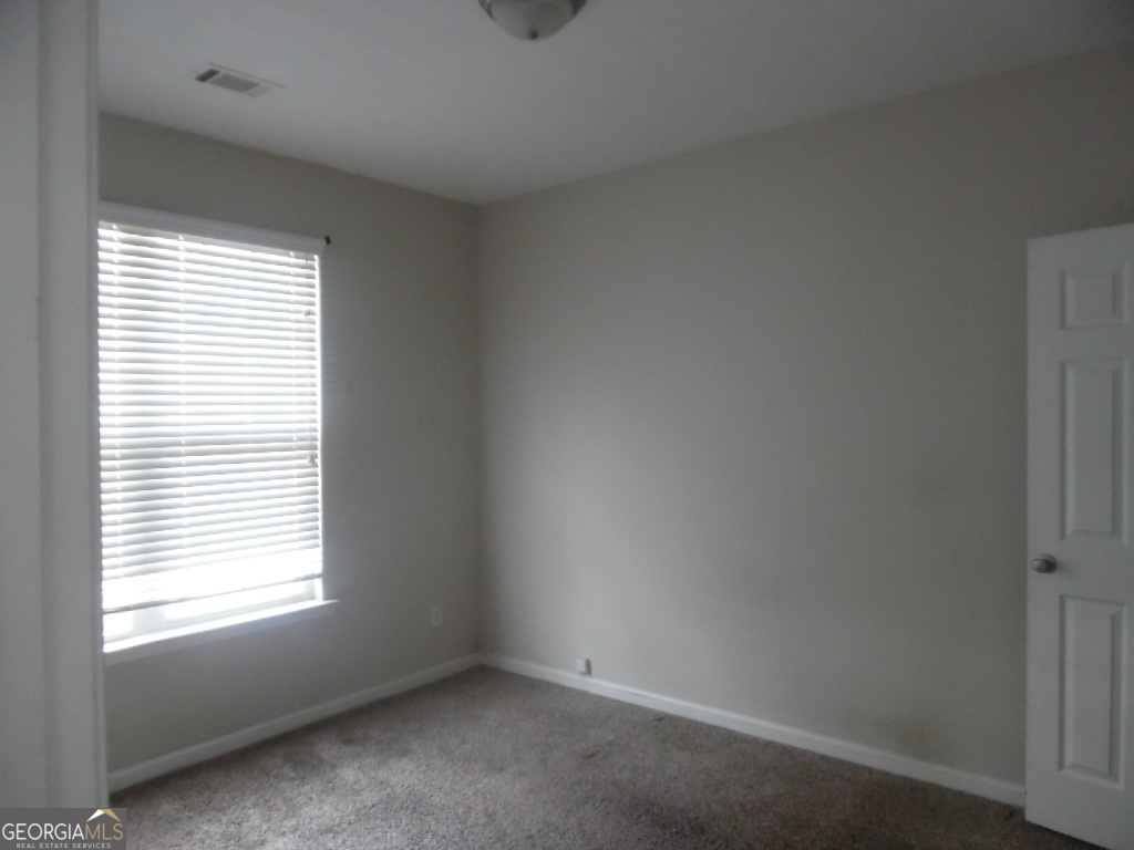 1212 ASHTON PARK DR