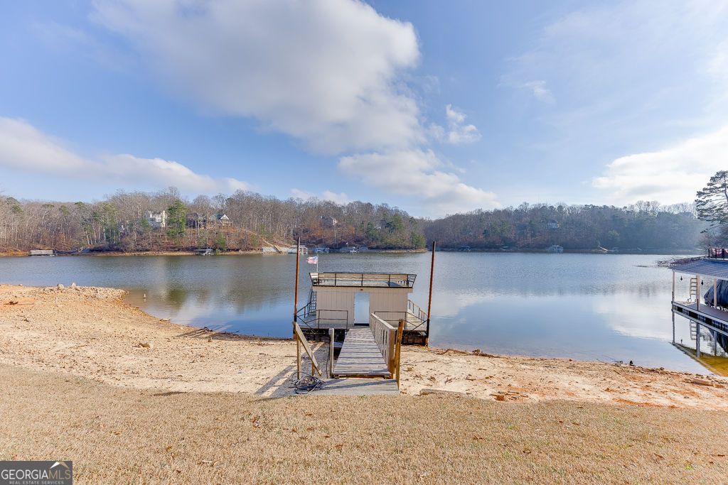 Photo of 3104 Emerald Circle, Gainesville, GA 30501 (MLS # 10668563)