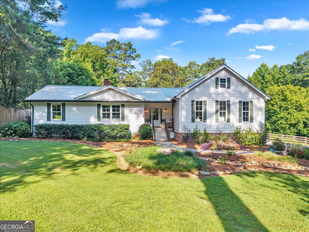 Photo of 1980 Bostwick Highway, Madison, GA 30650 (MLS # 10803843)