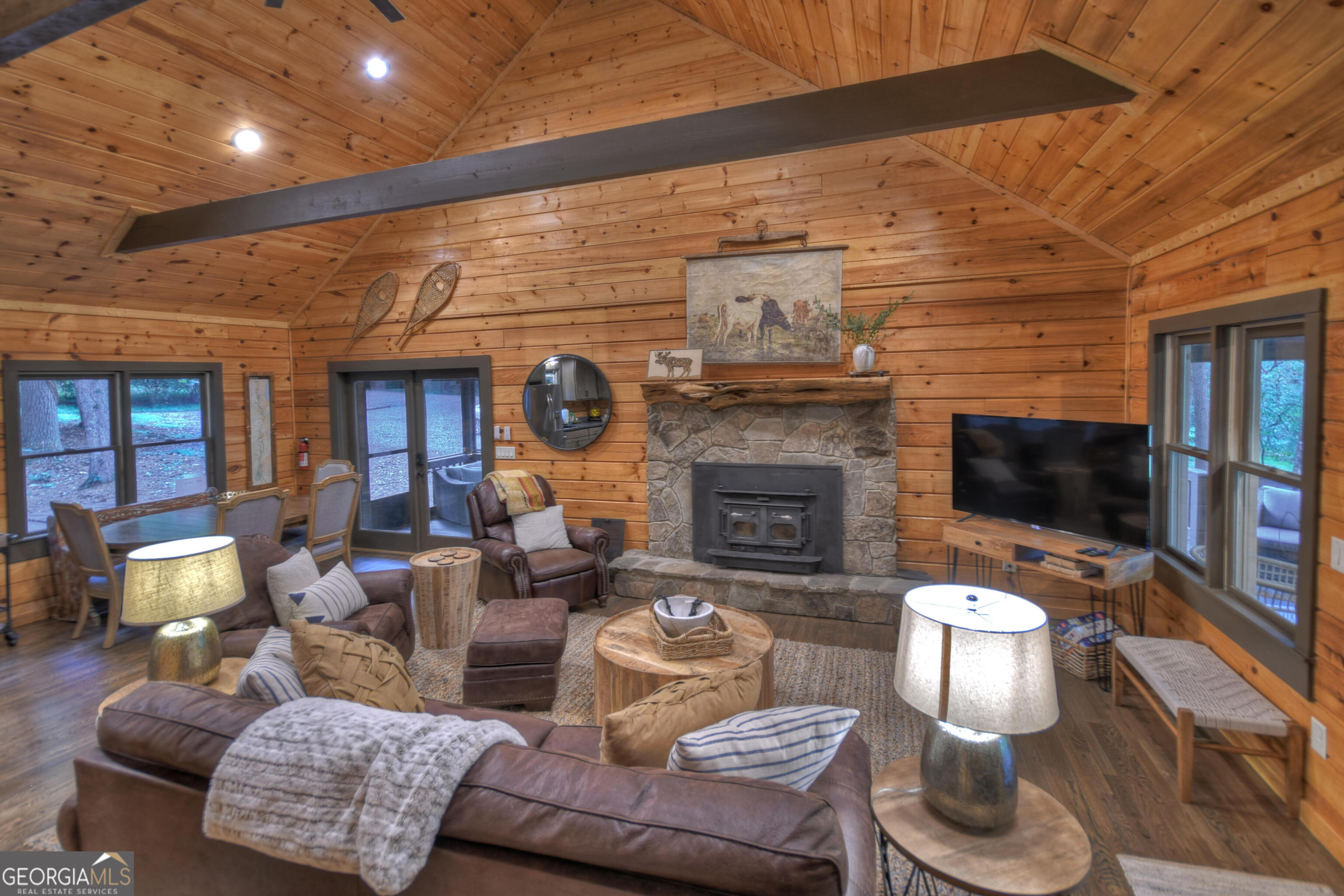 11 Brown Mountain PL