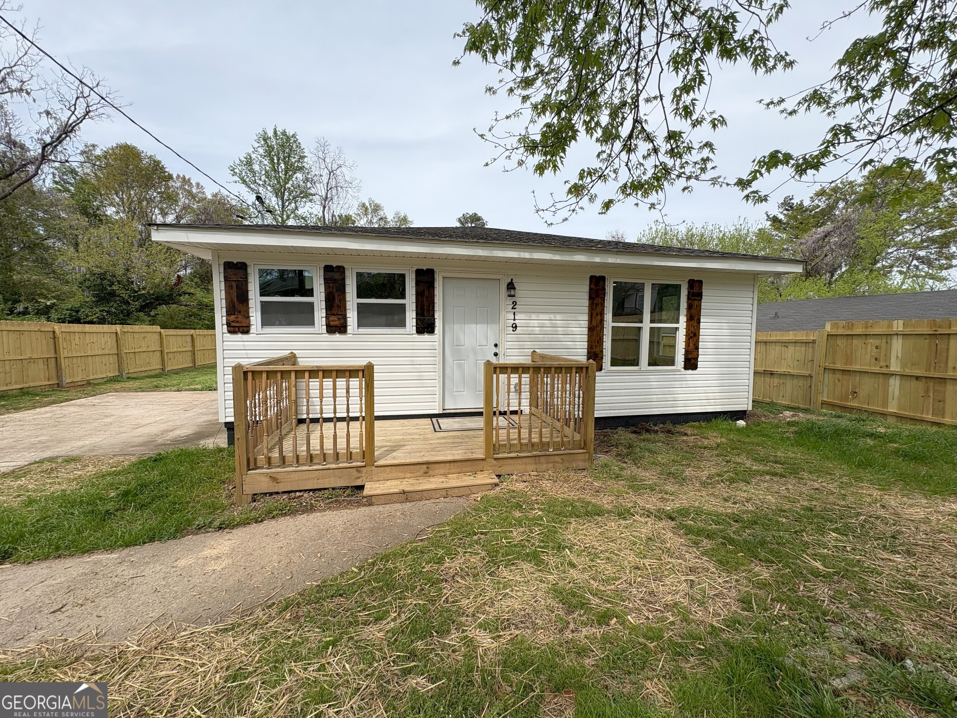 Griffin, Georgia 30223, United States, 3 Bedrooms Bedrooms, ,2 BathroomsBathrooms,Residential,Active,102011