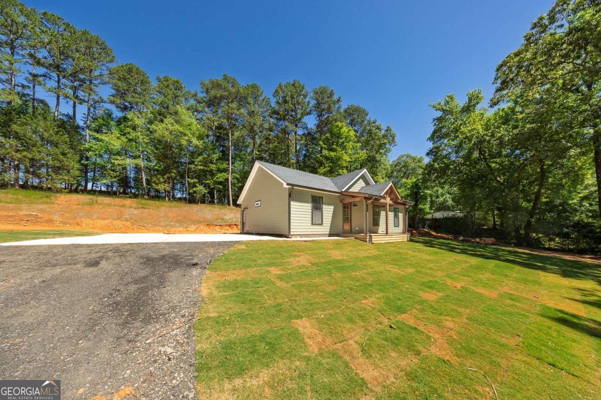 760 Donahoo RD SE