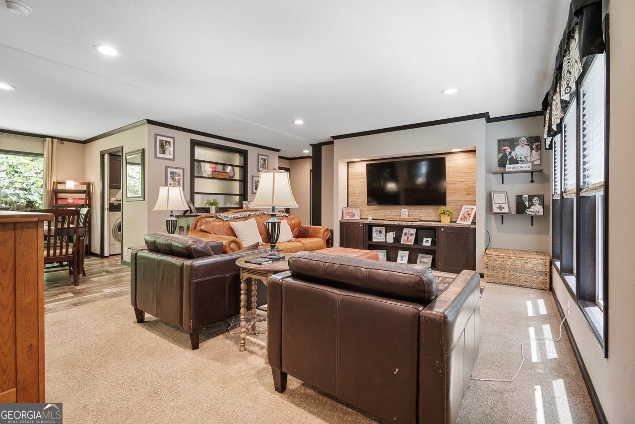 25 George Eller CIR